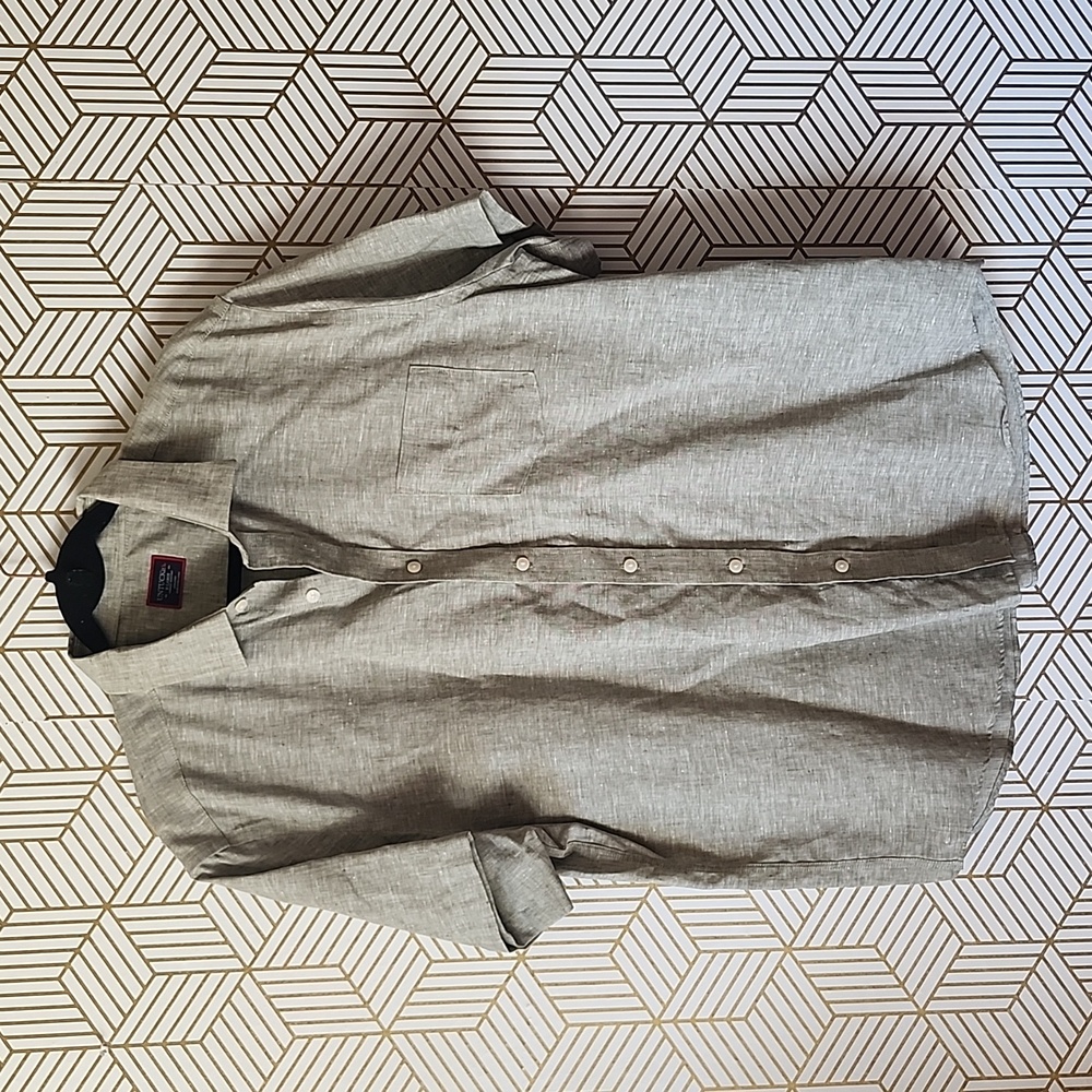 UNTUCKit Natural Linen Shirt